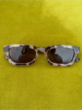Tortoiseshell Aire Sunglasses